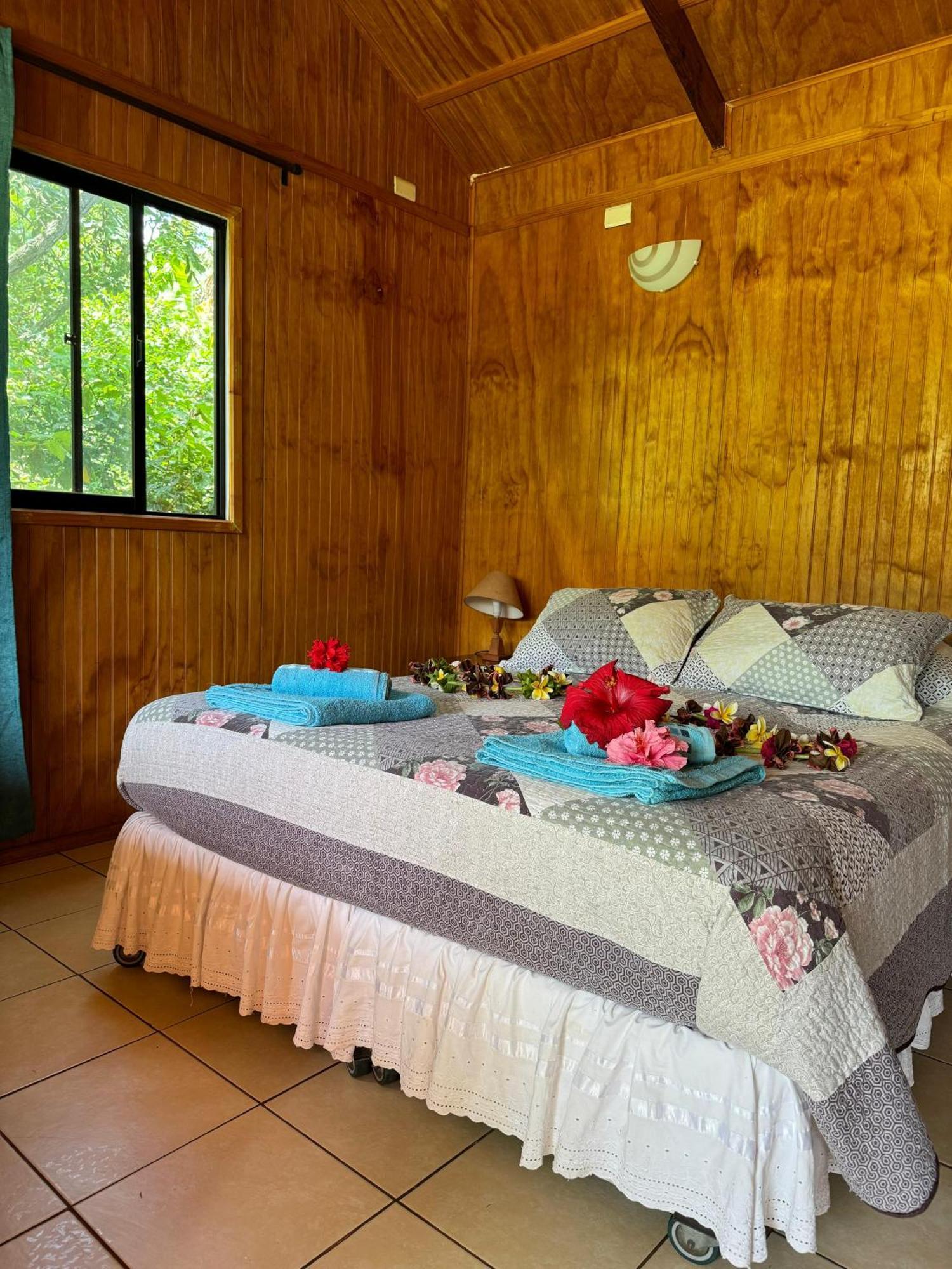Cabanas Tangaroa Y Hamea Hanga Roa Exterior photo